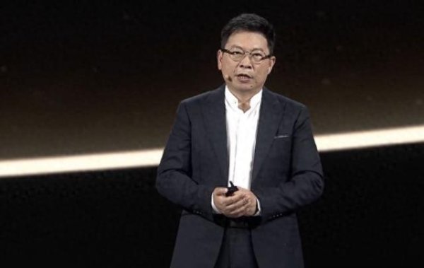 维嘉优配 鸿蒙智行销售话语权“暗战”分流，华为终端与车BU博弈加剧